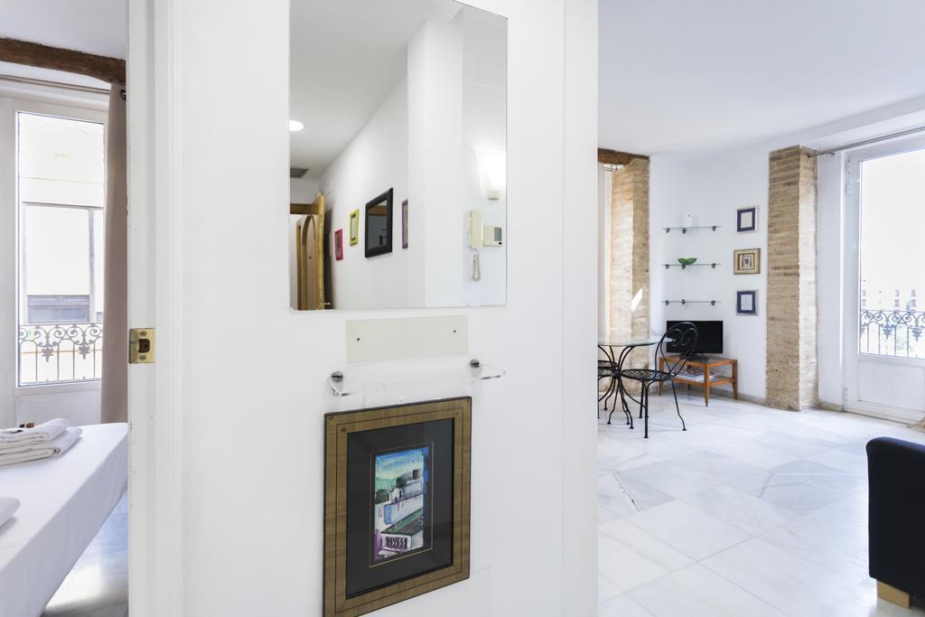 Апартаменты Living Valencia - Jardin Del Turia Экстерьер фото
